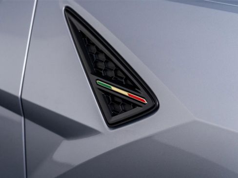 Used 2024 Lamborghini Urus S AWD/4WD image 25