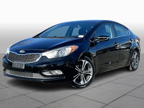 Used 2016 Kia Forte EX FWD image 2