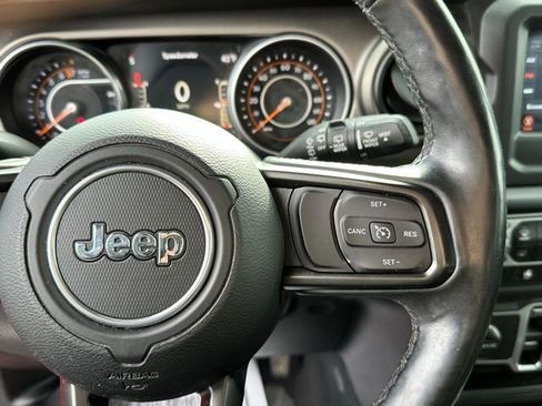 Used 2018 Jeep Wrangler Unlimited Sport S image 23