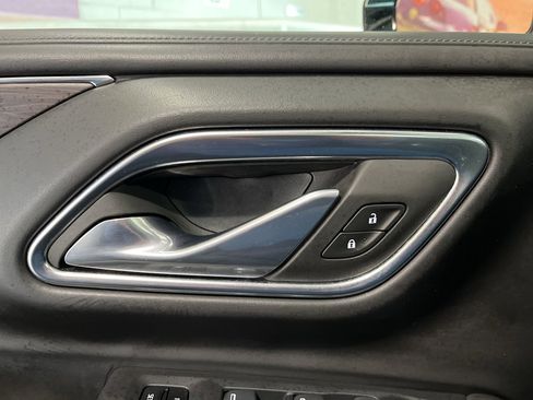 Used 2024 Chevrolet Tahoe LT image 32