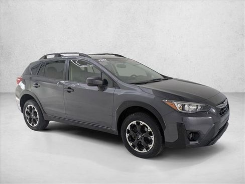 Used 2023 Subaru Crosstrek 2.0i Premium AWD/4WD image 3