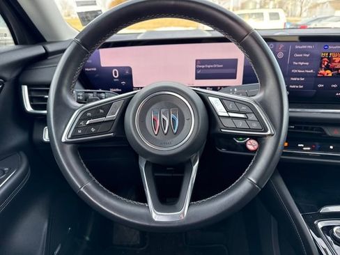 Used 2024 Buick Envision Preferred image 16