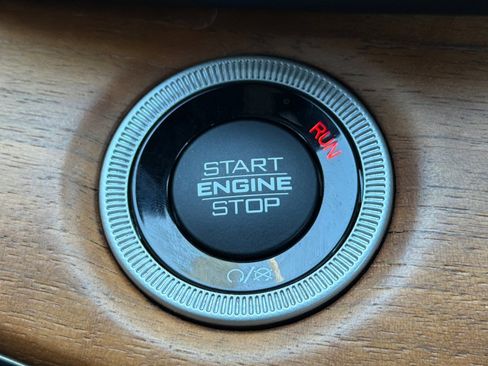 Used 2022 Jeep Grand Cherokee Summit image 22