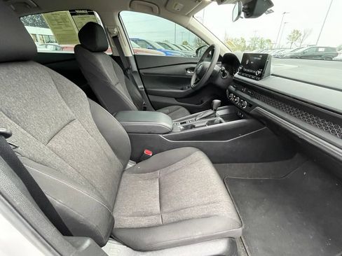 Used 2024 Honda Accord LX image 25