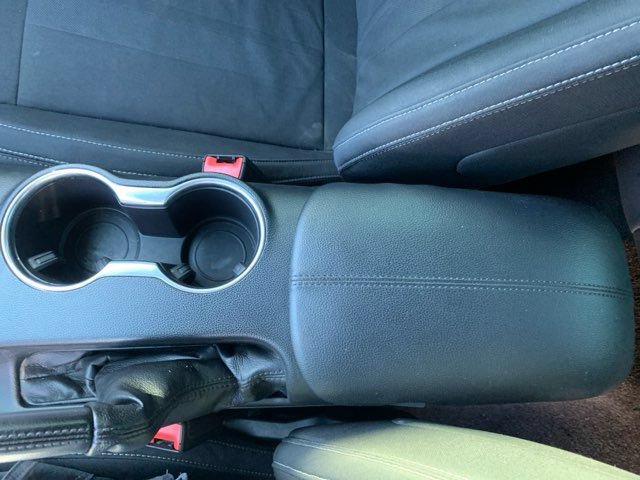 Used 2018 Ford Mustang GT RWD image 32