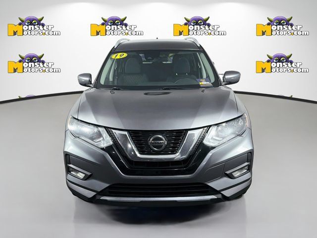Used 2019 Nissan Rogue SV AWD/4WD image 2