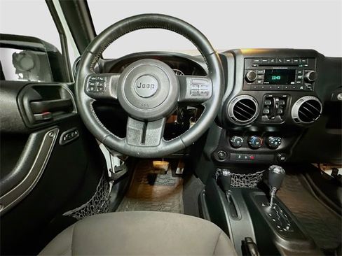 Used 2017 Jeep Wrangler Unlimited Sport w/ Quick Order Package 24S image 33