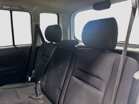 Used 2005 Scion xB FWD image 14