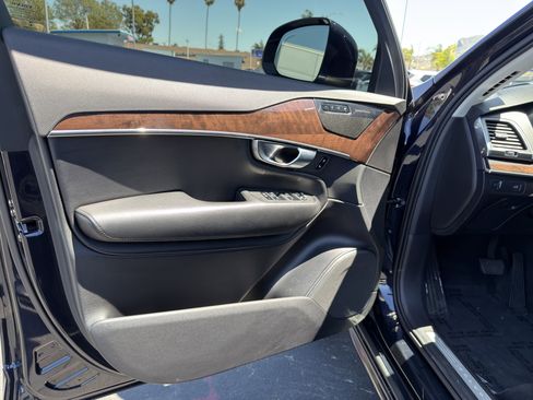 Used 2019 Volvo XC90 T5 Momentum w/ Advanced Package image 26