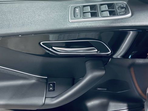 Used 2020 Jaguar F-PACE AWD/4WD image 35
