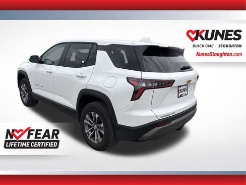 Used 2026 Chevrolet Equinox LT AWD/4WD image 9