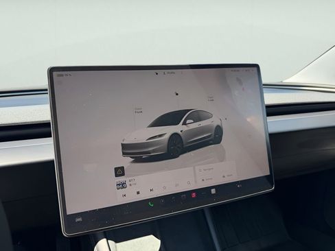 Used 2025 Tesla Model 3 Long Range AWD/4WD image 20