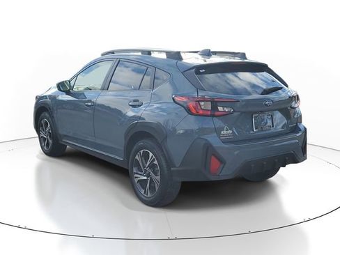 Used 2024 Subaru Crosstrek 2.0i Premium image 3