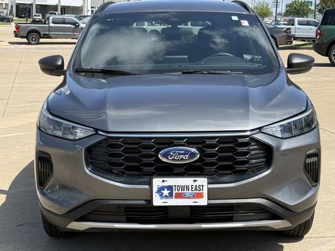 Used 2025 Ford Escape ST-Line image 8