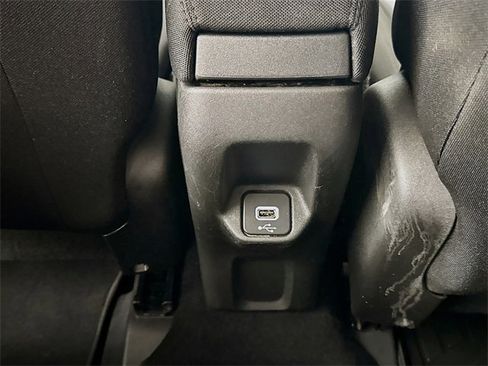 Used 2021 Jeep Renegade Latitude image 21