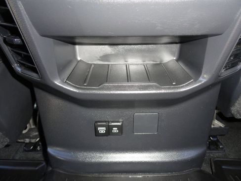 Used 2024 Toyota Tundra SR5 image 39