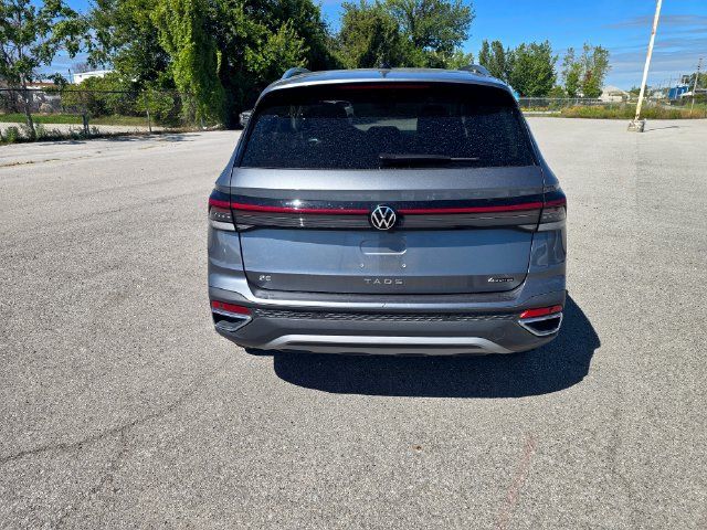 Used 2025 Volkswagen Taos SE AWD/4WD image 5