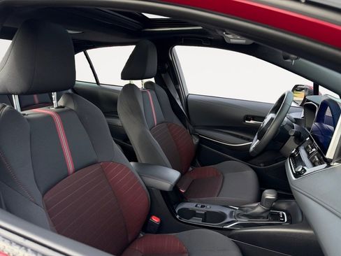 Certified 2025 Toyota Corolla SE image 15