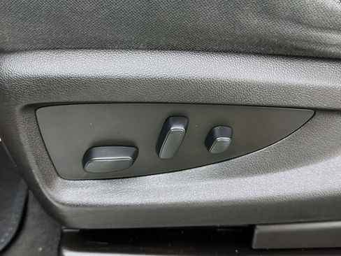 Used 2019 Chevrolet Silverado 1500 LT w/ All Star Edition image 20