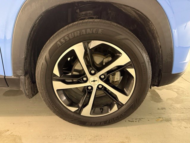 Used 2024 Chevrolet Trax RS w/ Driver Confidence Package FWD image 24