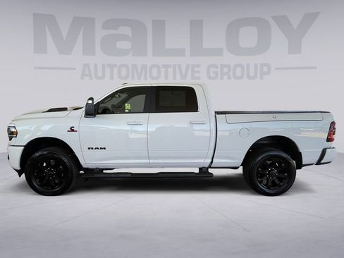 Used 2023 RAM 3500 Laramie AWD/4WD image 2