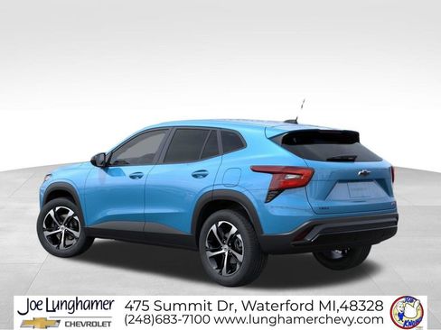 New 2026 Chevrolet Trax RS w/ Driver Confidence Package FWD image 3