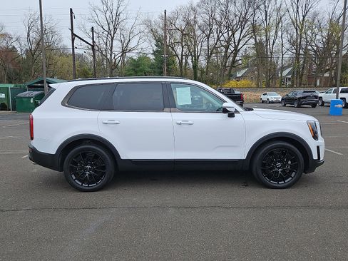 Used 2022 Kia Telluride EX w/ EX Premium Package AWD/4WD image 7
