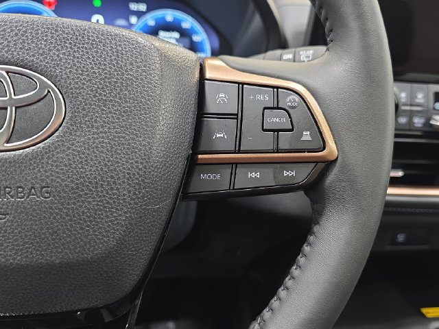 Certified 2025 Toyota Grand Highlander AWD Hybrid image 14