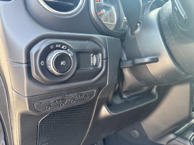 New 2027 Jeep Wrangler Unlimited Sahara AWD/4WD image 12