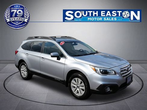 Used 2017 Subaru Outback 2.5i Premium AWD/4WD image 2
