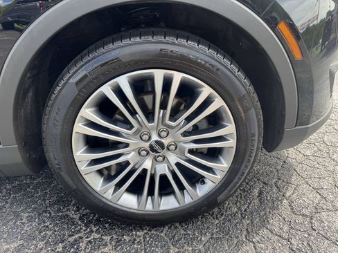 Used 2017 Lincoln MKX Reserve AWD/4WD image 6