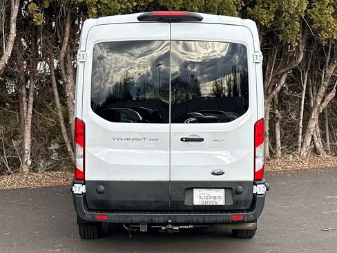 Used 2020 Ford Transit 350 XLT image 5