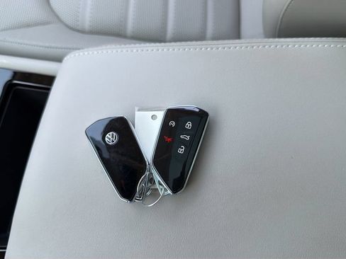 Certified 2026 Volkswagen Atlas SEL AWD/4WD image 25