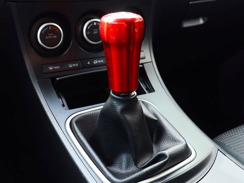 Used 2013 MAZDA MAZDA3 i Touring image 47