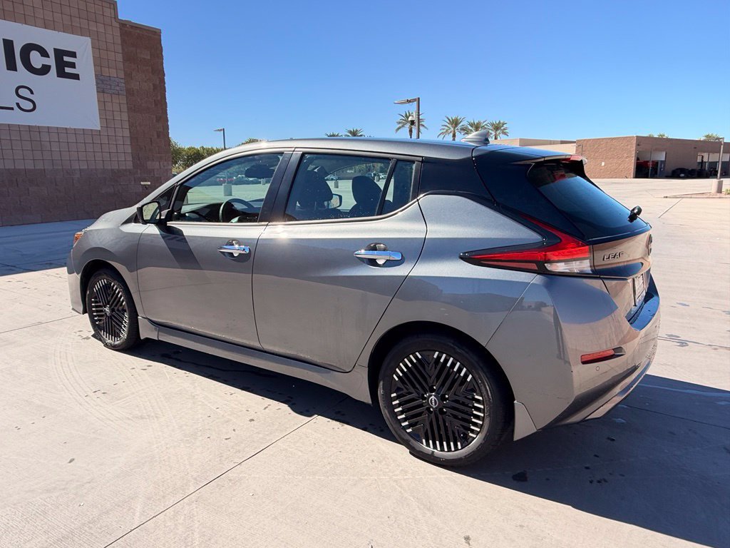 Used 2025 Nissan Leaf SV Plus FWD image 9