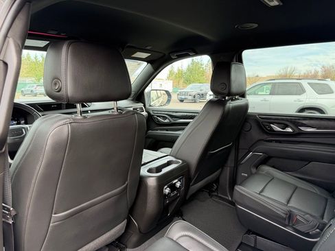 Used 2022 GMC Yukon Denali image 35