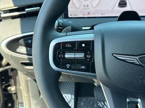 Used 2026 Genesis GV70 2.5T Advanced AWD/4WD image 25