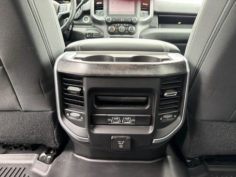 Used 2022 RAM 3500 Big Horn w/ Level C Equiment Group AWD/4WD image 29