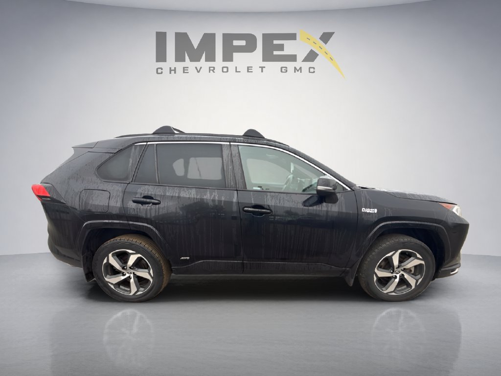 Used 2021 Toyota RAV4 SE w/ Weather & Moonroof Package AWD/4WD image 6