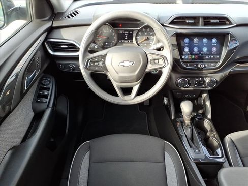 Used 2023 Chevrolet TrailBlazer LT w/ Convenience Package image 15