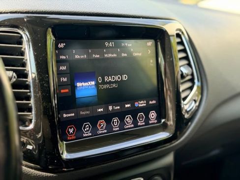 Used 2021 Jeep Compass Limited AWD/4WD image 13