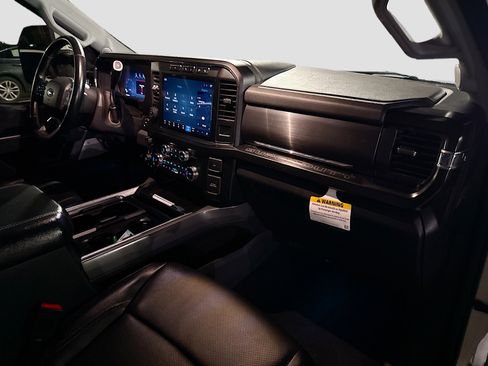 Used 2023 Ford F350 Lariat w/ Lariat Ultimate Package image 29