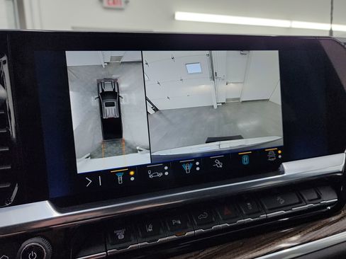 Used 2025 Chevrolet Silverado 2500 LT w/ All Star Edition image 17