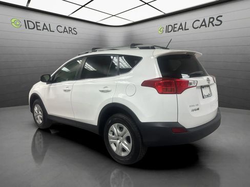 Used 2013 Toyota RAV4 LE FWD image 3