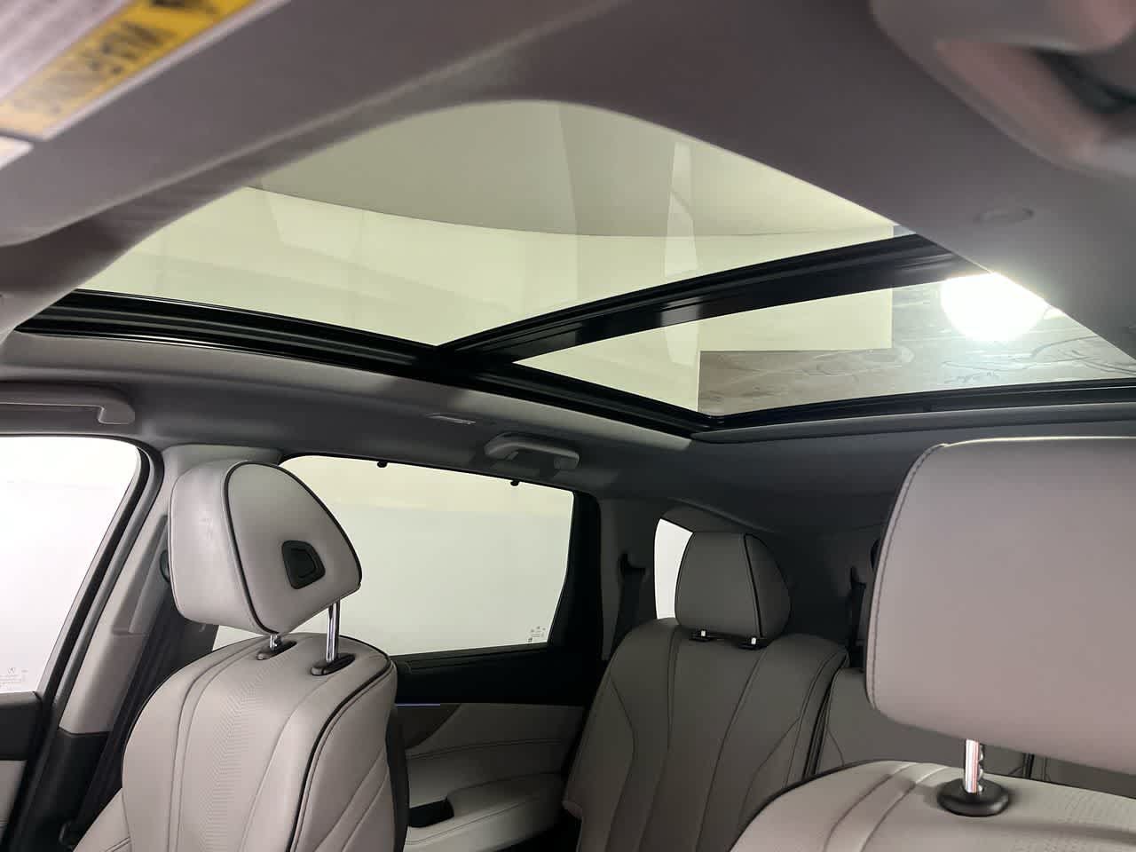 Certified 2024 Acura MDX w/ Advance Package AWD/4WD image 25