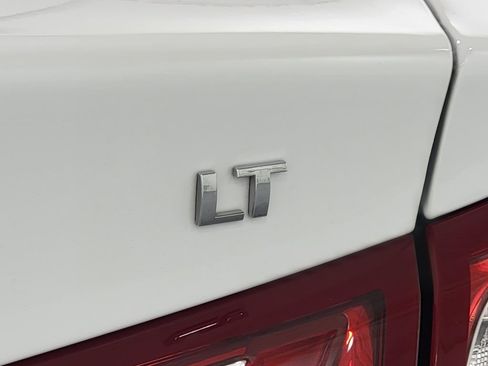 Used 2024 Chevrolet Malibu LT FWD image 10