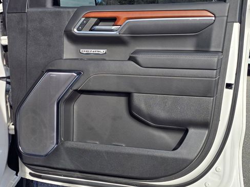 Certified 2023 GMC Sierra 1500 Denali image 46