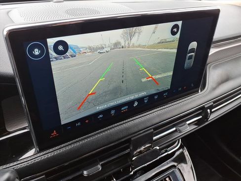 Used 2023 Lincoln Corsair Grand Touring image 10