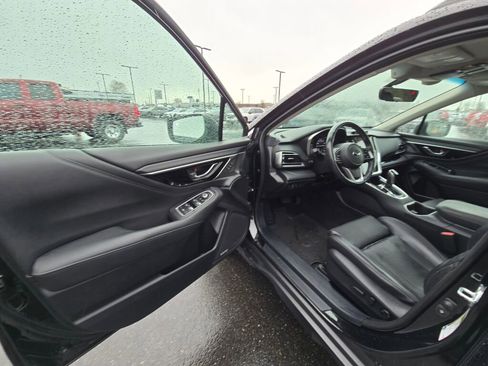 Used 2021 Subaru Outback Limited w/ Popular Package #2 image 17