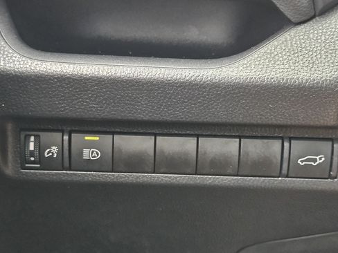 Used 2025 Toyota RAV4 XLE w/ Convenience Package FWD image 23